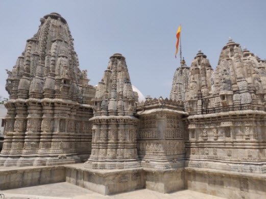 Shri Mahalaxmi Temple, Udaipur, Rajasthan - Vushii.com Shri Mahalaxmi Temple, Udaipur, Rajasthan - Vushii.com